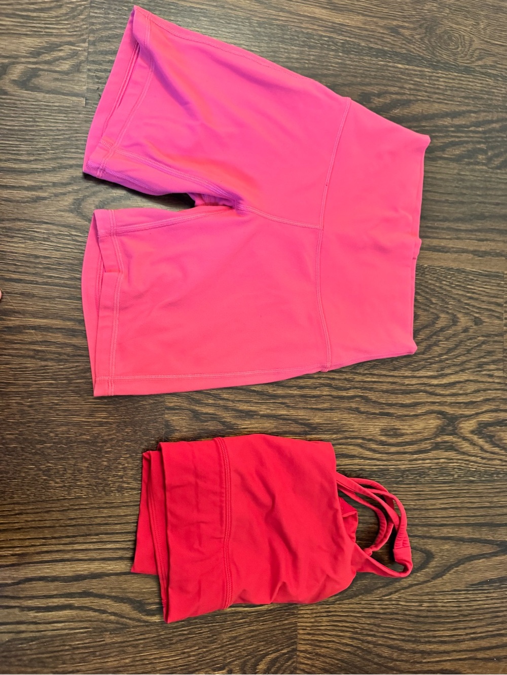 lululemon athletica Women's Hot Pink Bike Shorts - Picture 6 of 6